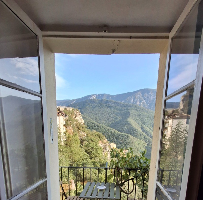 Balcon sur la vallée de l'Estéron