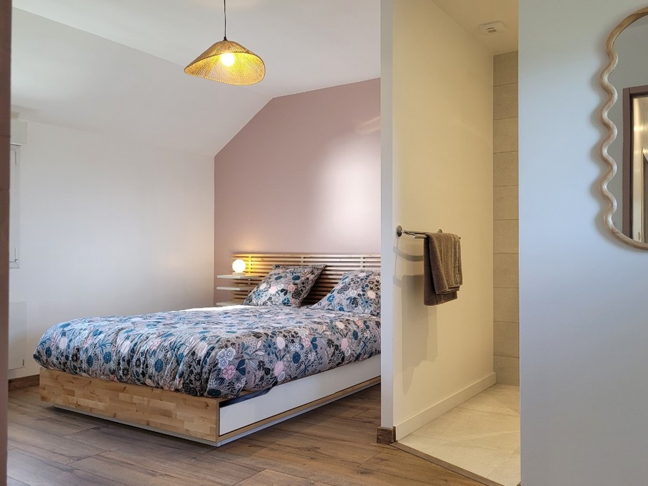 Le Moine, Location, Plouha, Point de la Tour, Clévacances, Suite parentale avec lit 160 et salle d'eau privative