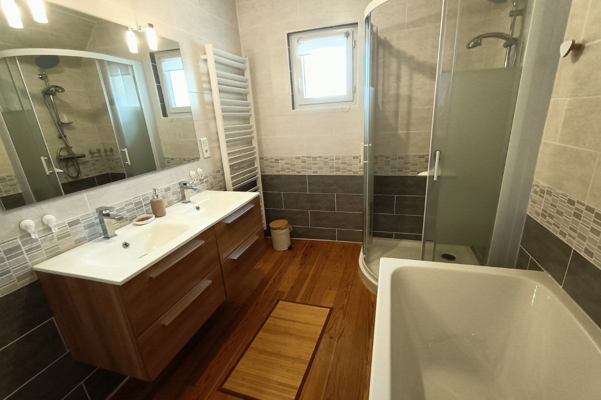 salle de bain 1er étage