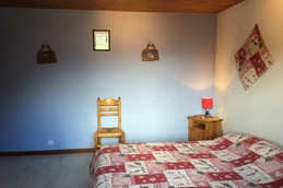 Chalet Lou Murgis - station de ski Saint Sorlin d'Arves en Savoie - domaine skiable Les Sybelles - chambre avec lit double