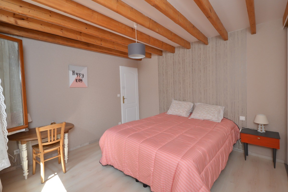 Chambre 1 à l'étage pour 2 personnes Gîte du Lavoir