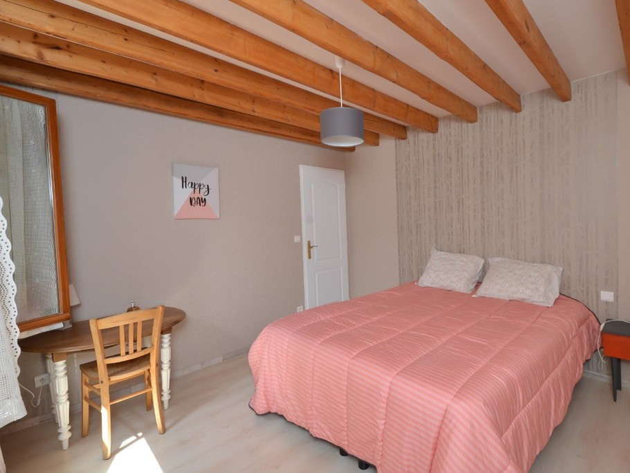 Chambre 1 à l'étage pour 2 personnes Gîte du Lavoir