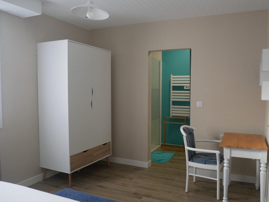 Maison 1 : Suite parentale Oursins avec salle d'eau attenante ( douche italienne, vasque)