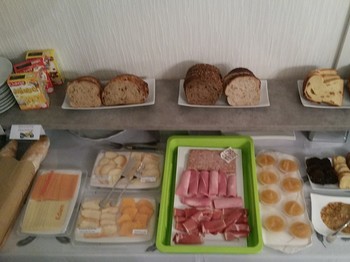 BUFFET DU PETIT DEJEUNER