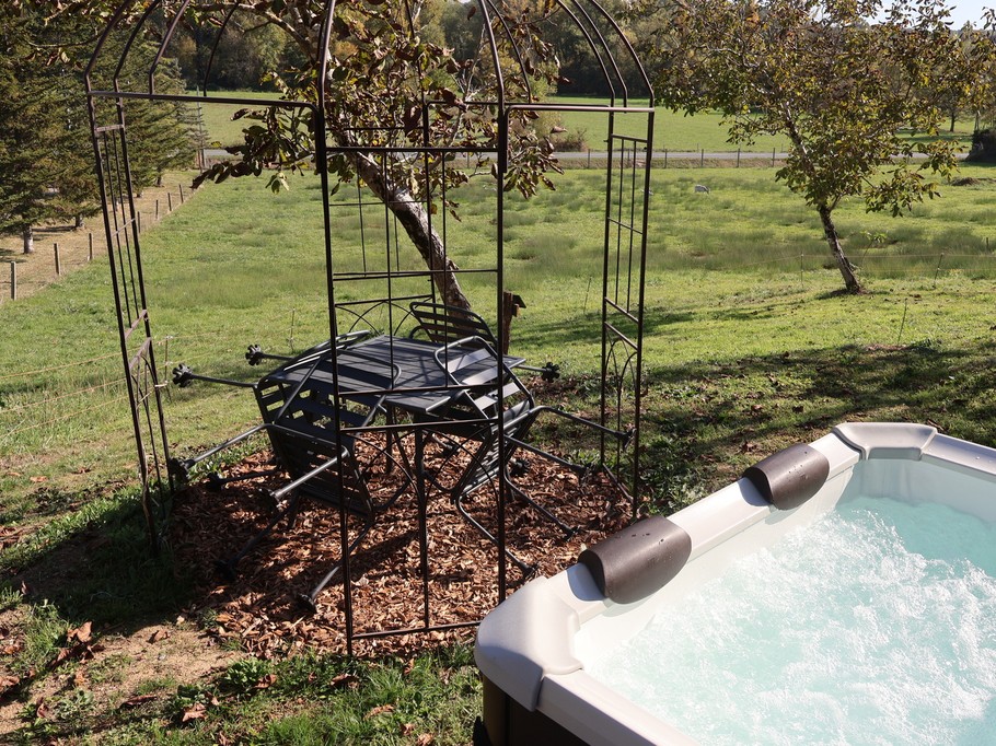 Roulottes & Spa - hébergements insolites - Terra Bulle Lot-et-Garonne