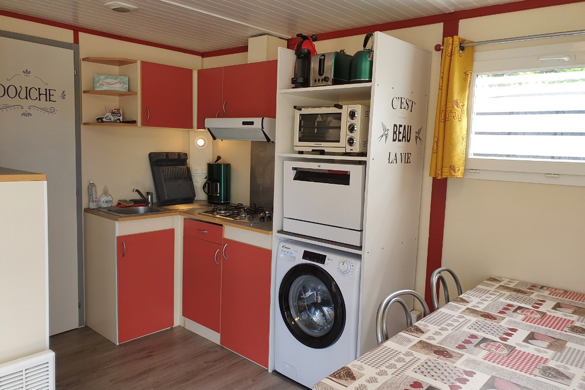 Fully equipped kitchen
Chalet Triskell de la Baie
