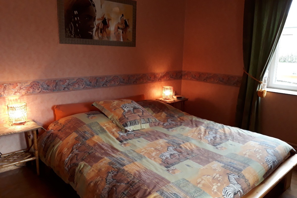 Chambre lit 140