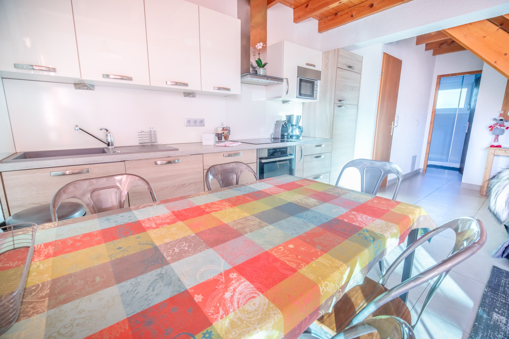Cuisine, salle à manger - Gîte "Le Cosy dream des Xettes" Gérardmer
