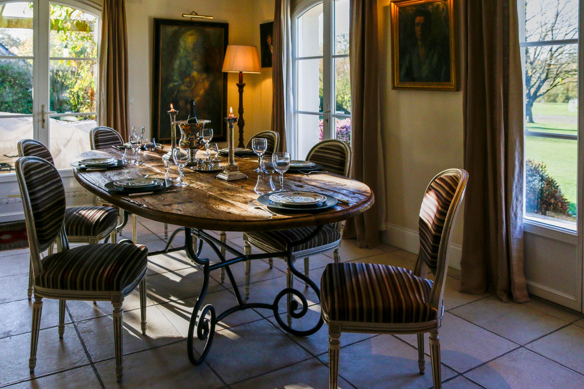 Open-plan dining room with golf view