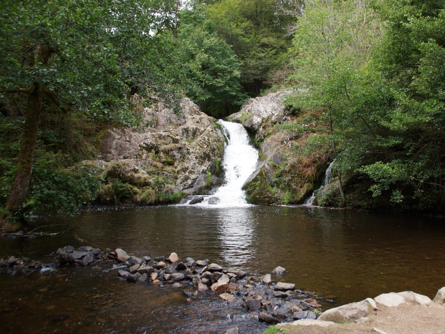Grand gîte dans le Morvan - Cascade de Gouloux