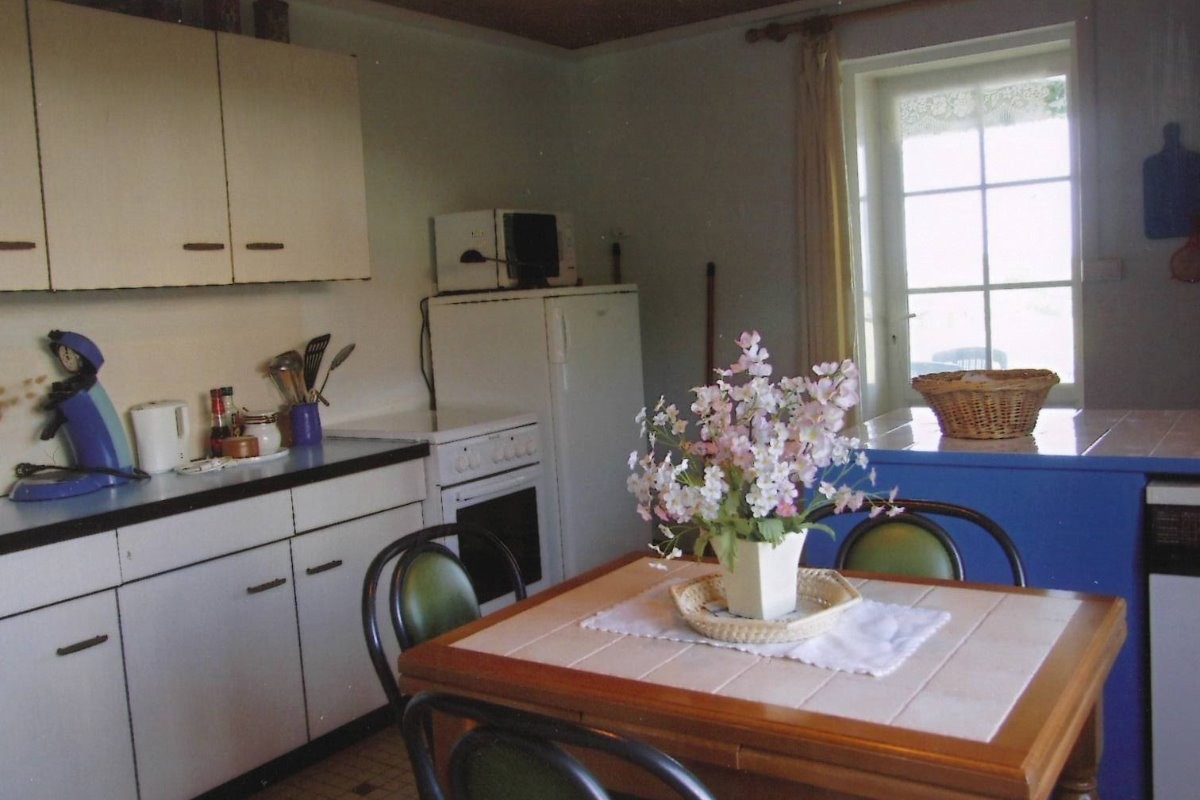 Cuisine équipée ouverte / Equiped Kitchen