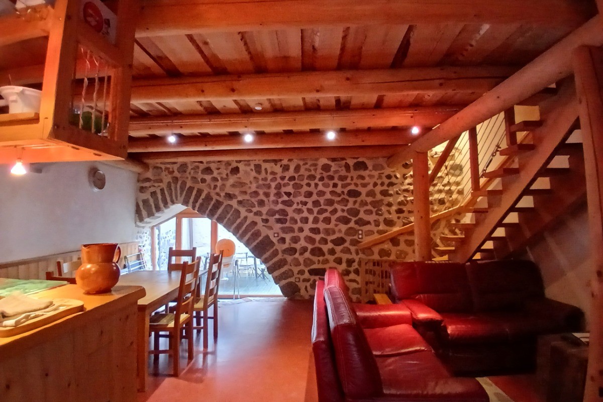 Maison vigneronne - Champdieu - Pièce de vie