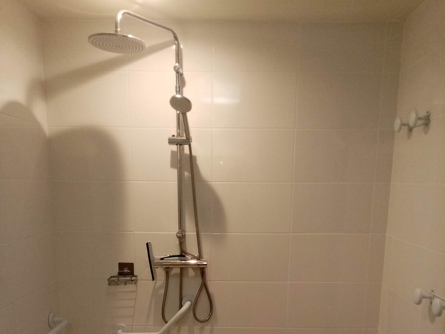 douche salle d'eau rdc