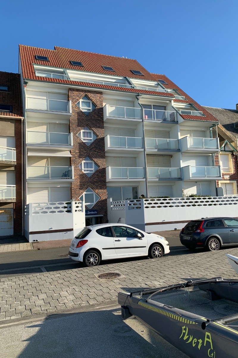 RESIDENCE FACE A LA MER