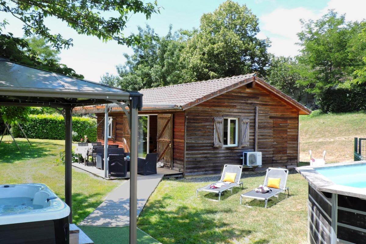 Chalet Mélèze : idéal pour une escapade d'une nuit / un week-end ou ... pour vos vacances !
