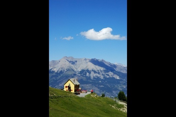 Le Parc du Mercantour , refuge du col d'Allos