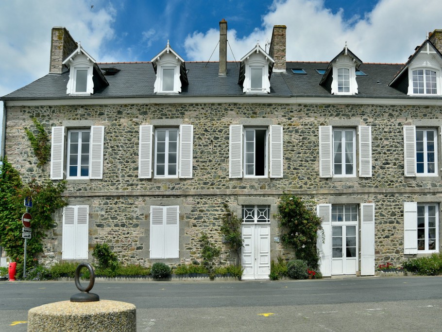 Maison d'armateur, appartement RdCh droit