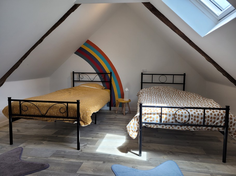 Maison Clévacances Plouézec chambre 2ème étage 2 lits 90