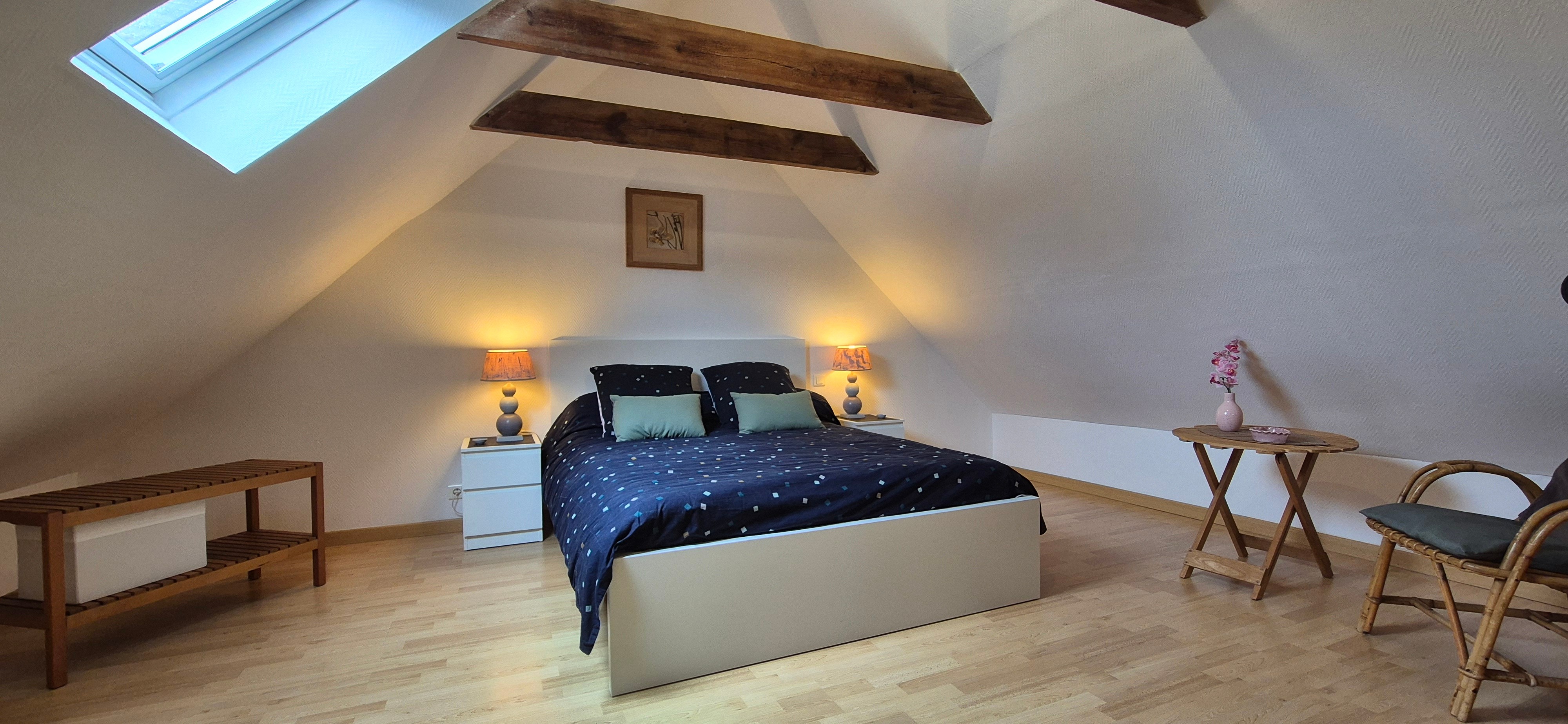 Chambre en mezzanine avec lit de 140