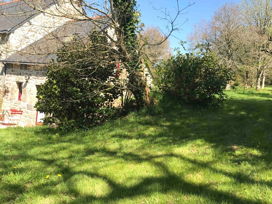 Clévacances, Location, 2 personnes, Mellionnec, jardin .