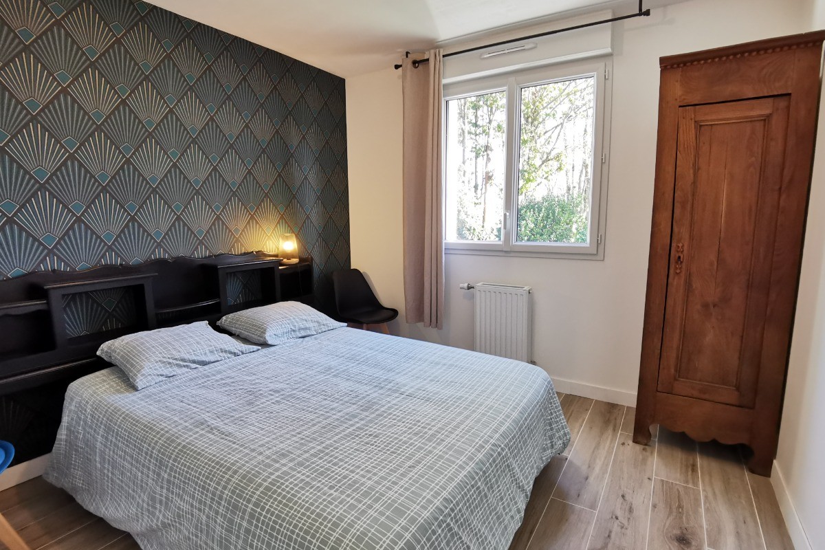 Chambre avec lit 140 au RDC