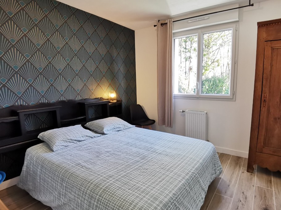 Chambre avec lit 140 au RDC