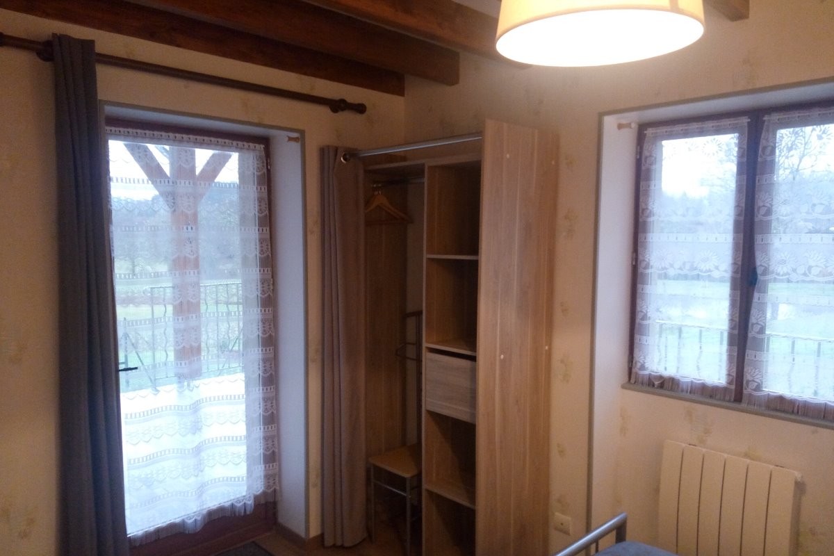 Chambre 2 Dressing