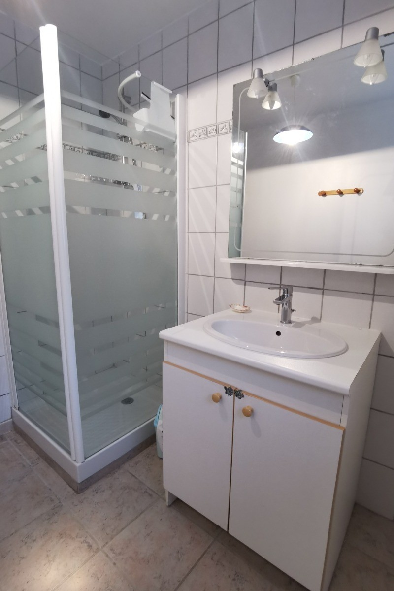 Salle d'eau au RDC