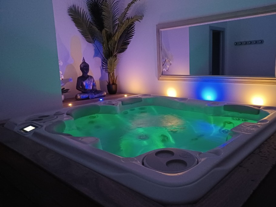Spa privatif intérieur