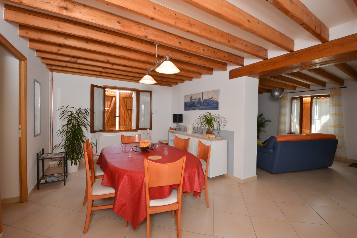 Grande pièce à vivre Gîte du Lavoir
