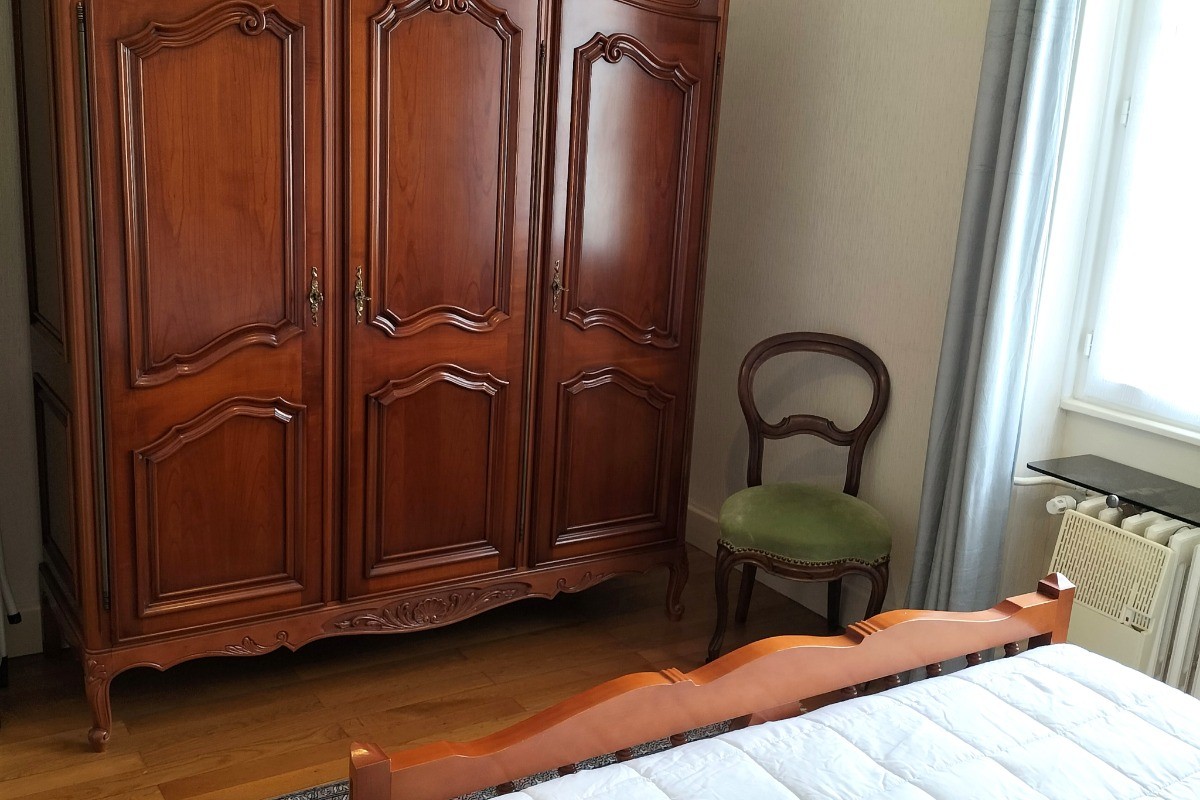 Armoire penderie lingère  Le Champ de Mars