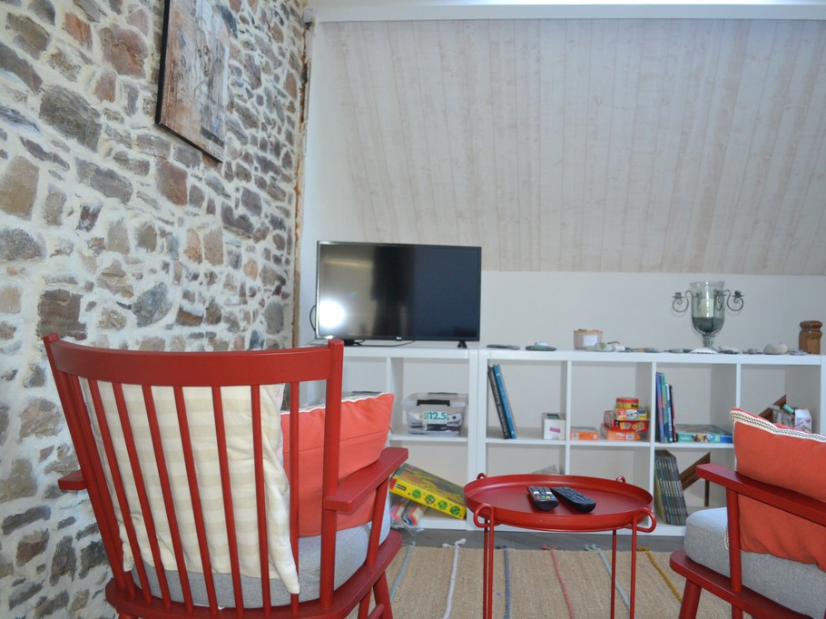 petit salon TV au premier étage