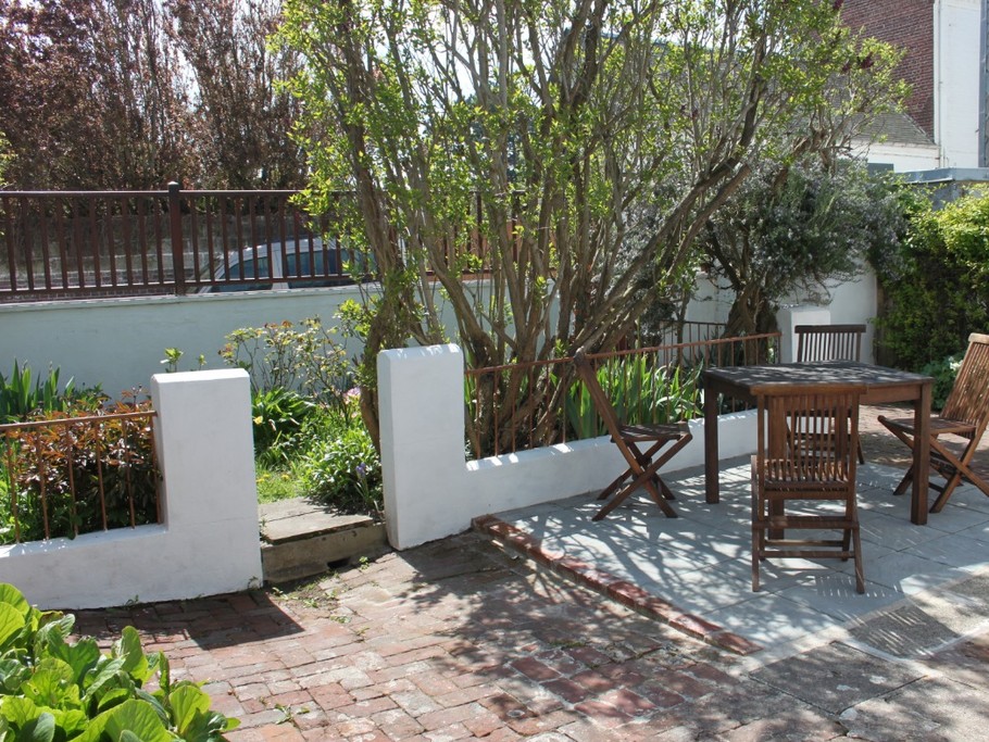 Jardinet cour-terrasse