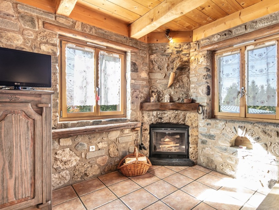 partial view of the ground floor living room