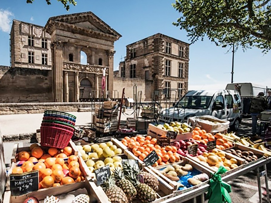 Marché La Tour d'Aigues