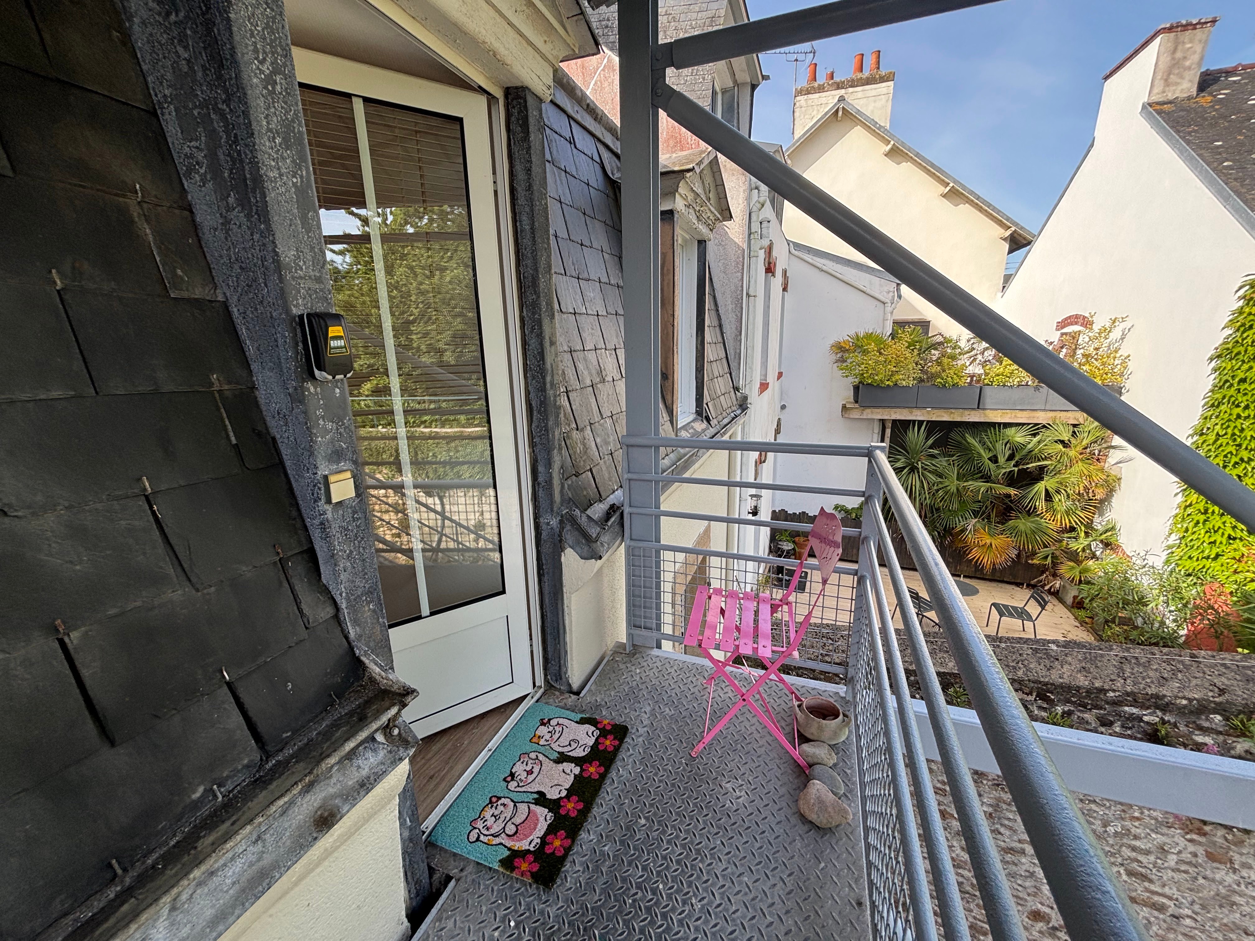 Apartment access