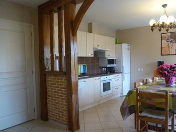 cuisine équipée ouverte sur le séjour
