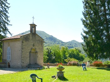 Abbaye de Saint Rambert en Bugey - Oratoire dans le Parc
