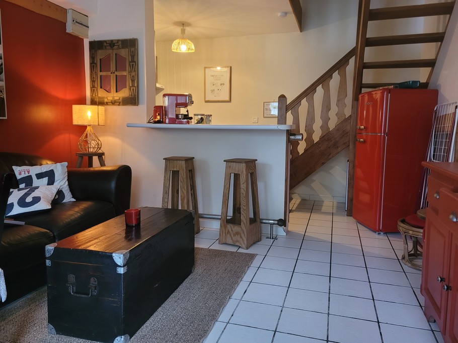 Le Goaster, Ferme de Kerloury, Gîte Tulipe, 2-4 personnes, pièce de vie séjour salon cuisine au RDC