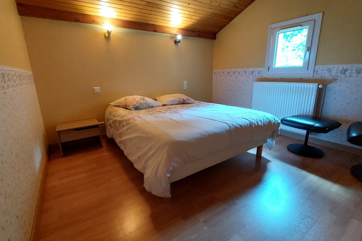 Chambre 1 avec lit double