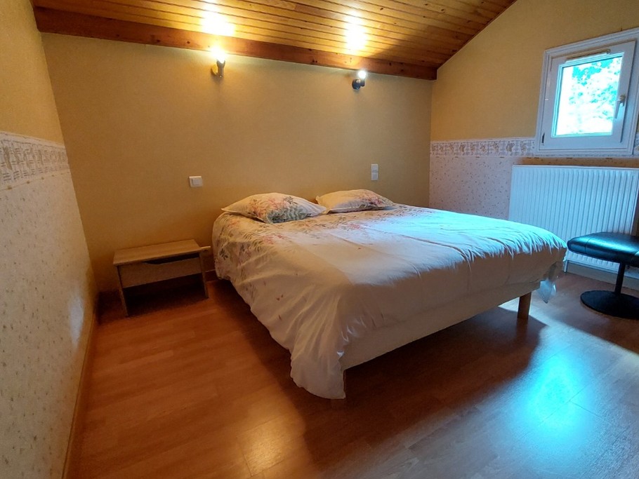 Chambre 1 avec lit double