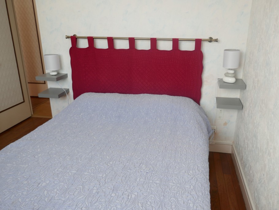 Chambre 2 : un lit en 140