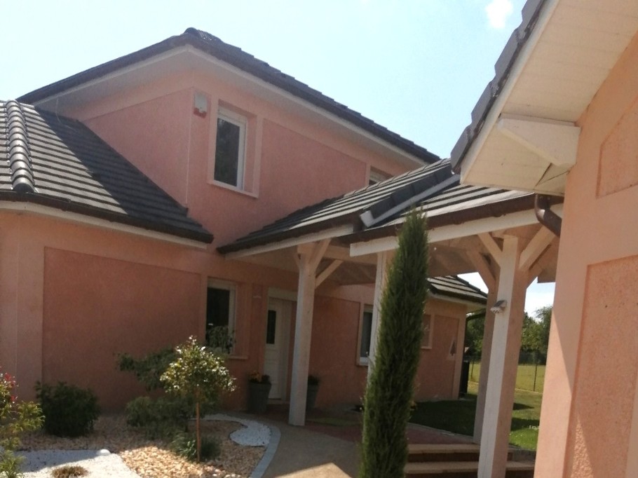 Chambre d’hôtes de charme avec piscine, terrasse et vue sur les prairies