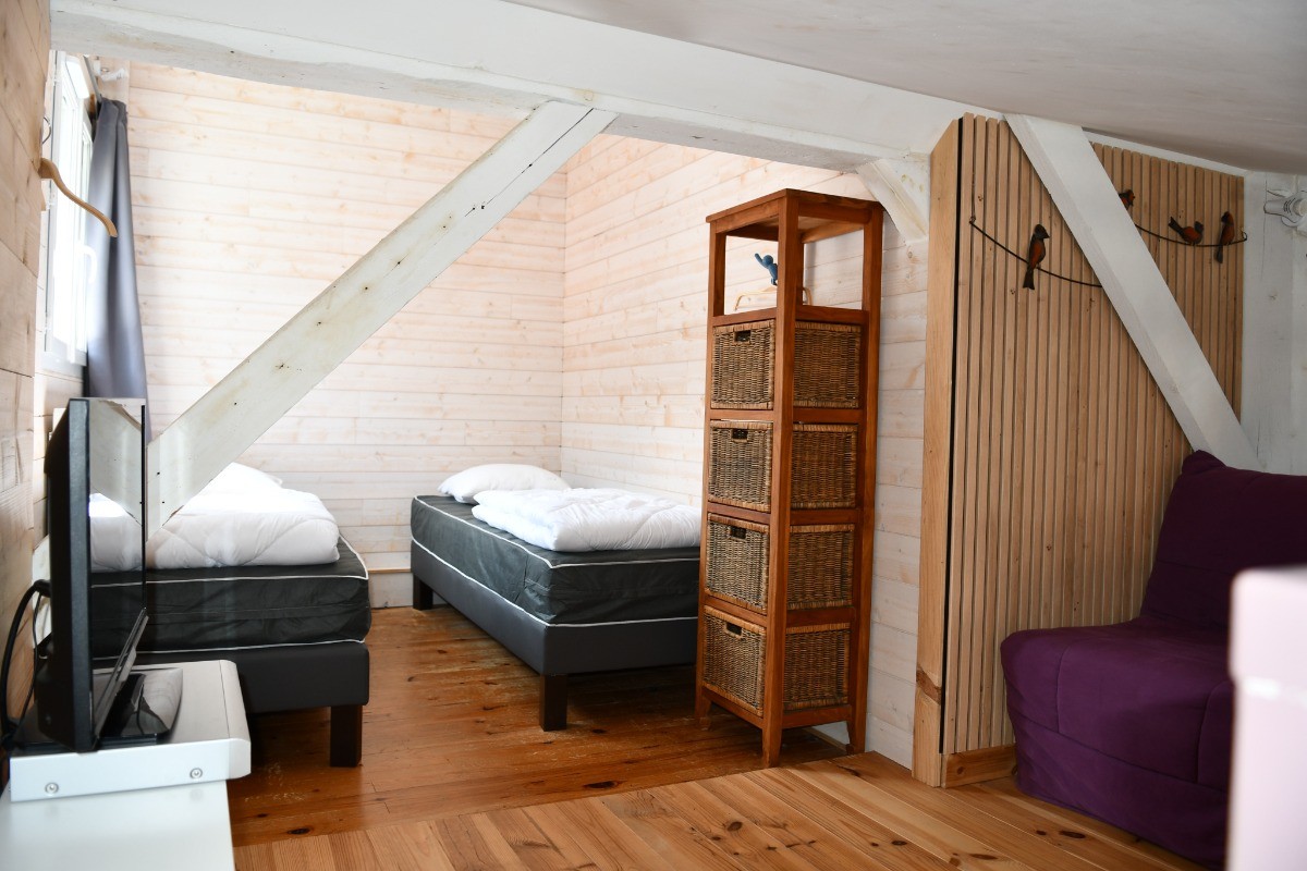 Lit simple 80*200 ou double 160*200, en alcôve sur mezzanine - Le Cincle