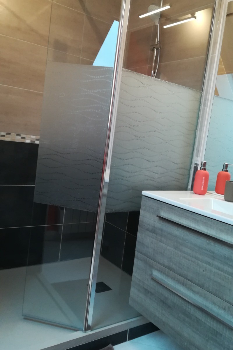 Salle d'eau :  Etage