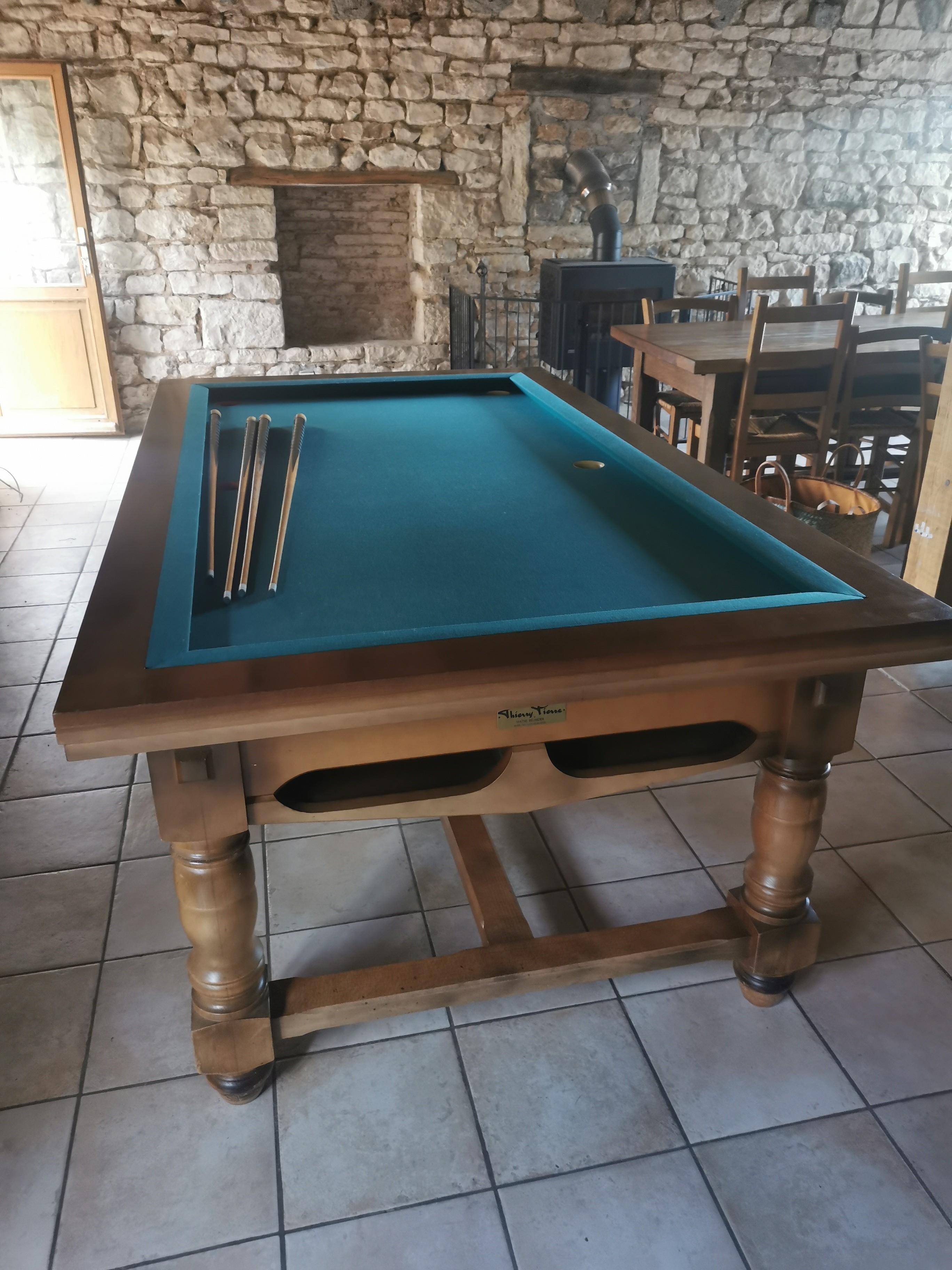 Billard dans salon
