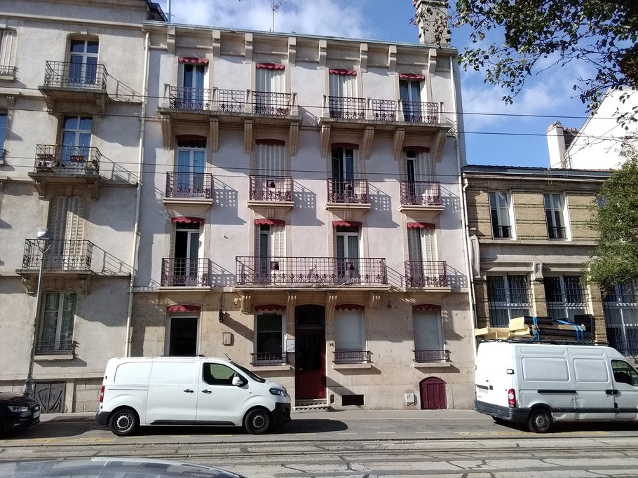 1909 building - Art nouveau