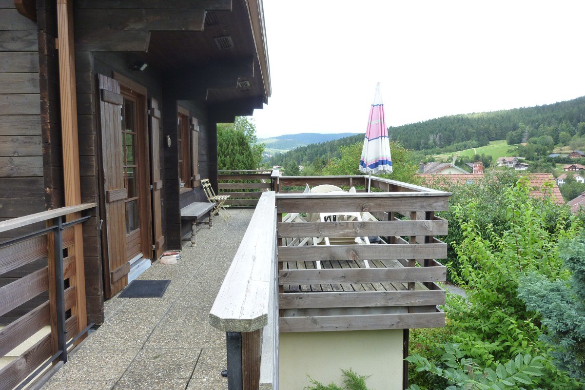 balcon tout autour du chalet