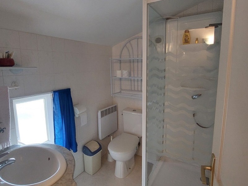 Salle d'eau à l'étage