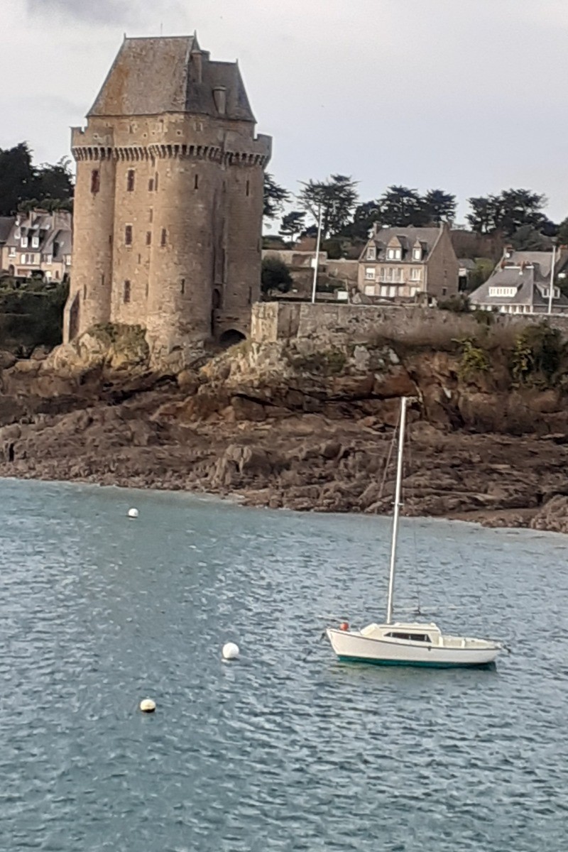 Solidor ST MALO depuis le  chemin de  ronde 
Dinard- St Malo